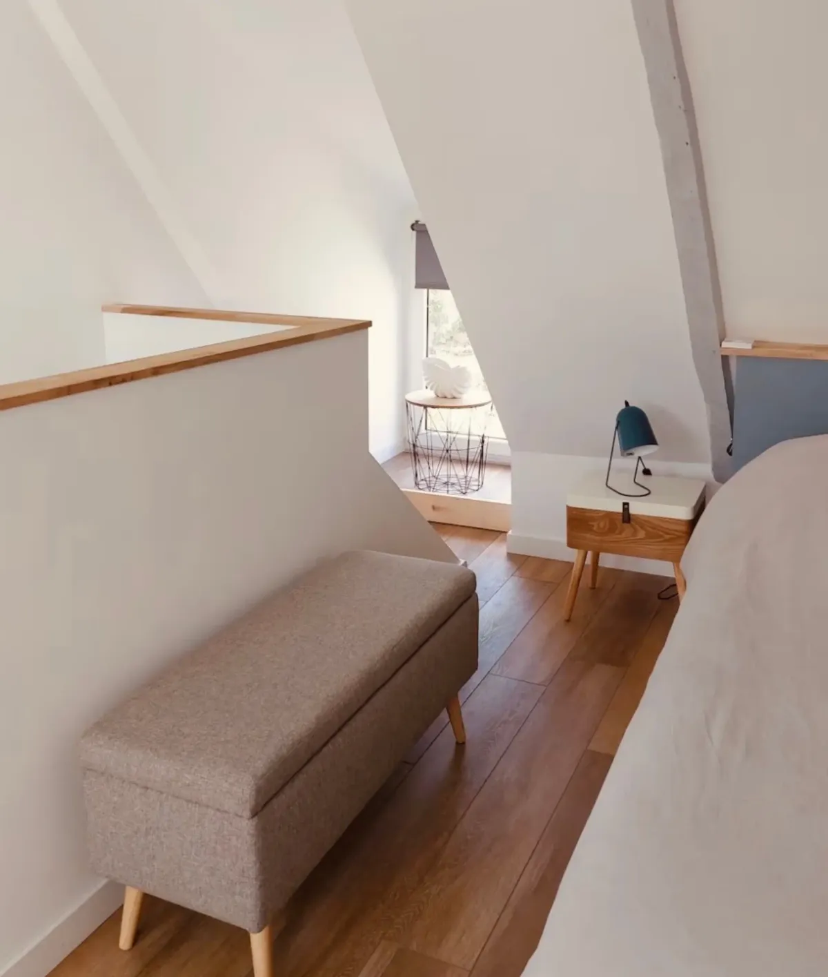 Rénovation complète Île-d'Arz - Espace nuit lumineux cocon vue percée sur mer